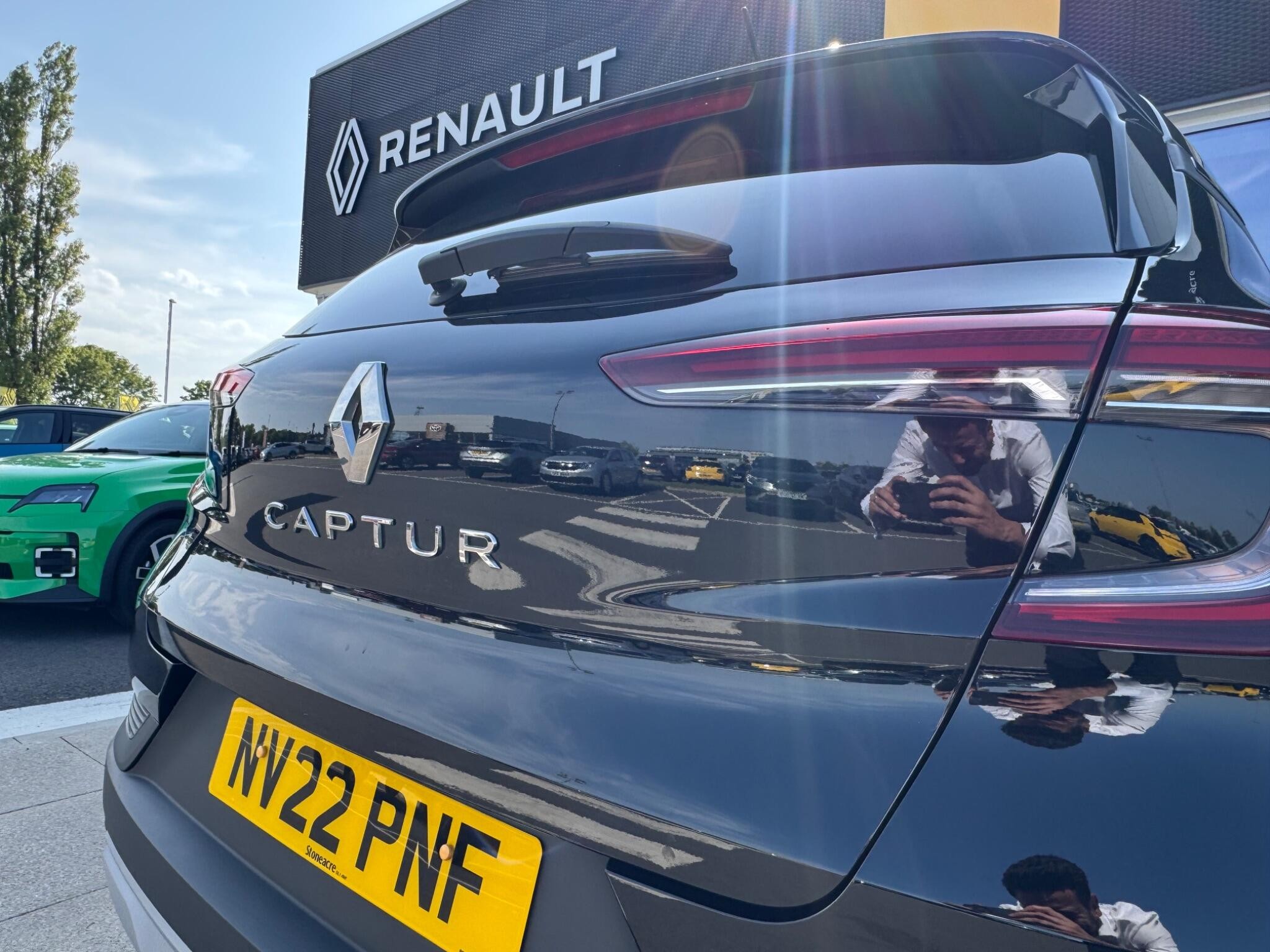 Main listing image - Renault Captur
