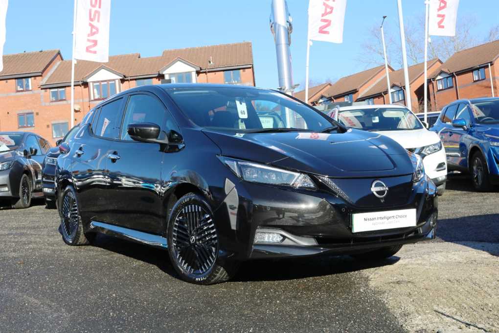 Main listing image - Nissan Leaf