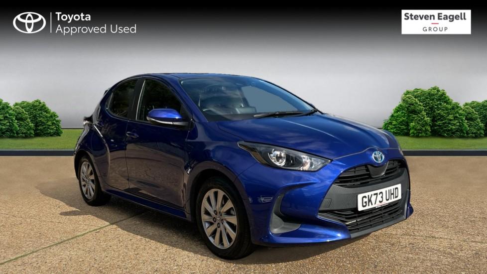 Main listing image - Toyota Yaris