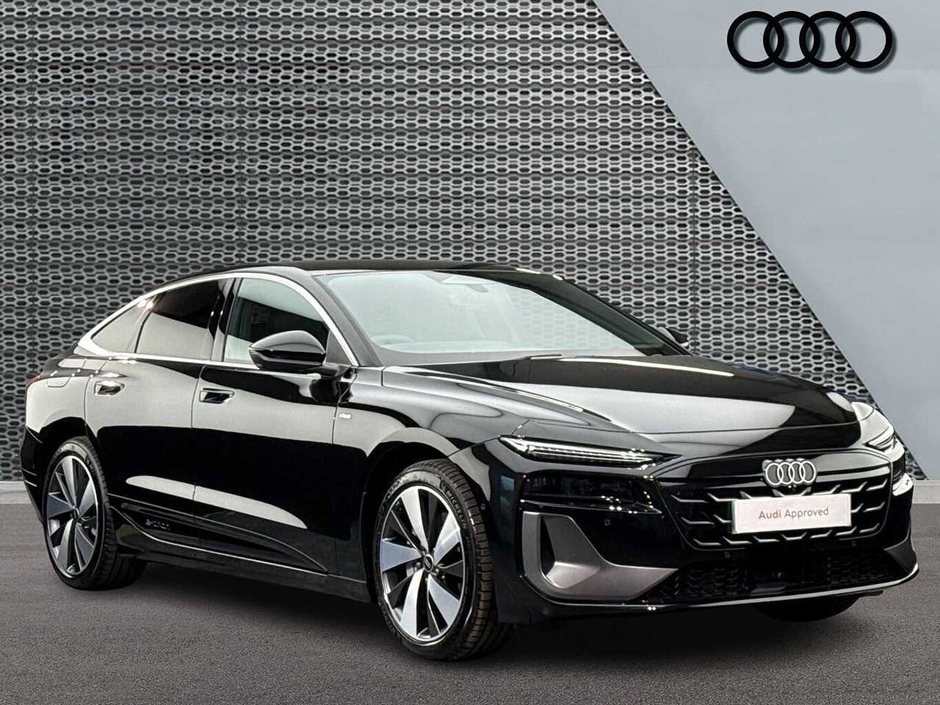 Main listing image - Audi A6
