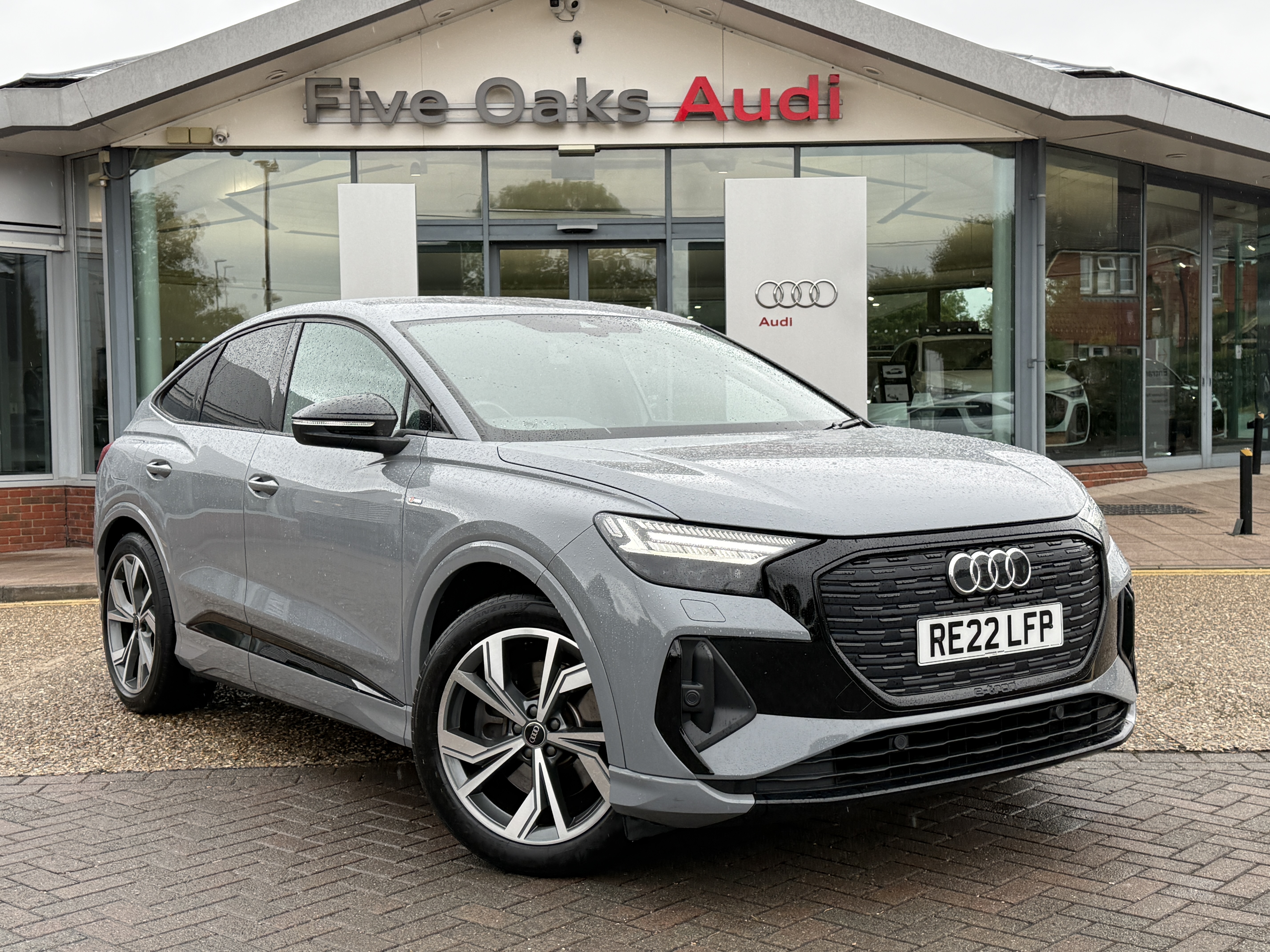 Main listing image - Audi Q4