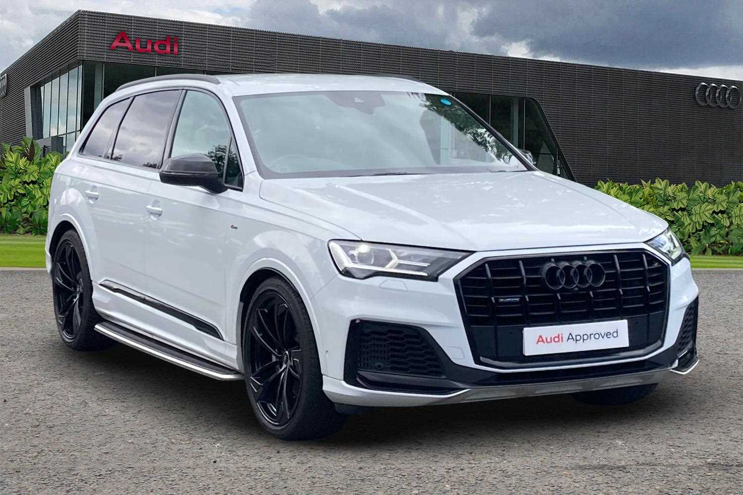 Main listing image - Audi Q7