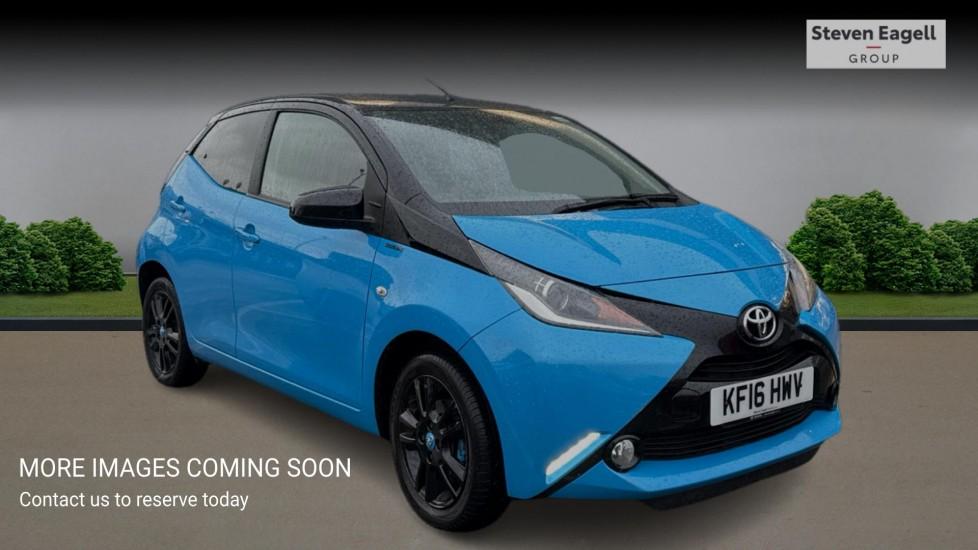 Main listing image - Toyota Aygo