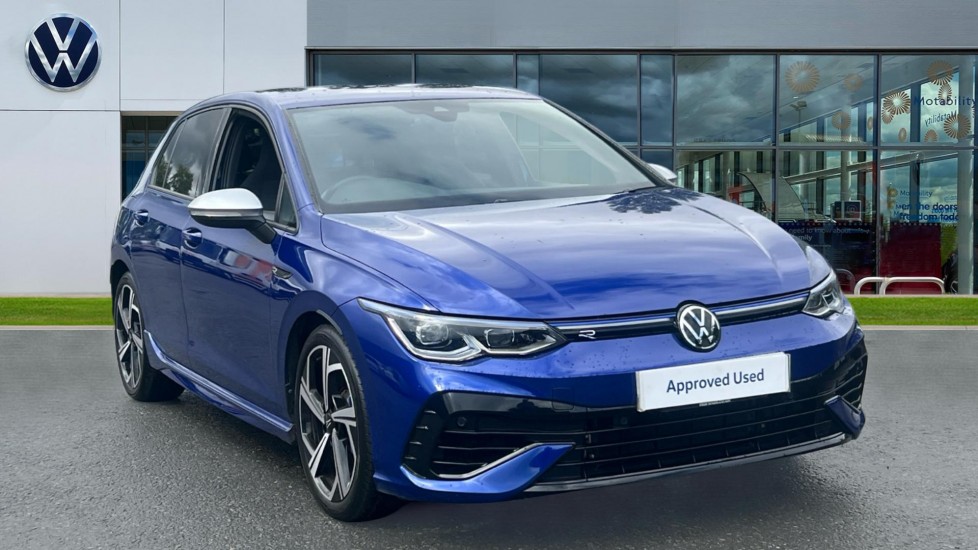 Main listing image - Volkswagen Golf