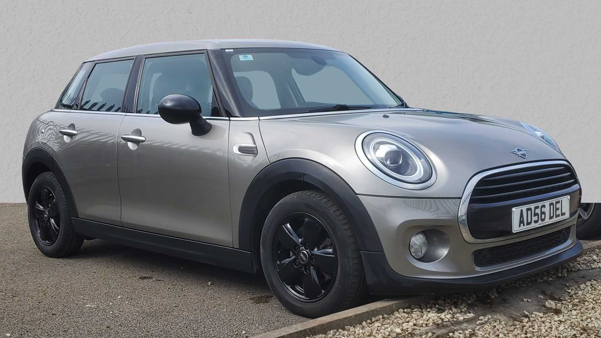 Main listing image - MINI Hatchback 5dr