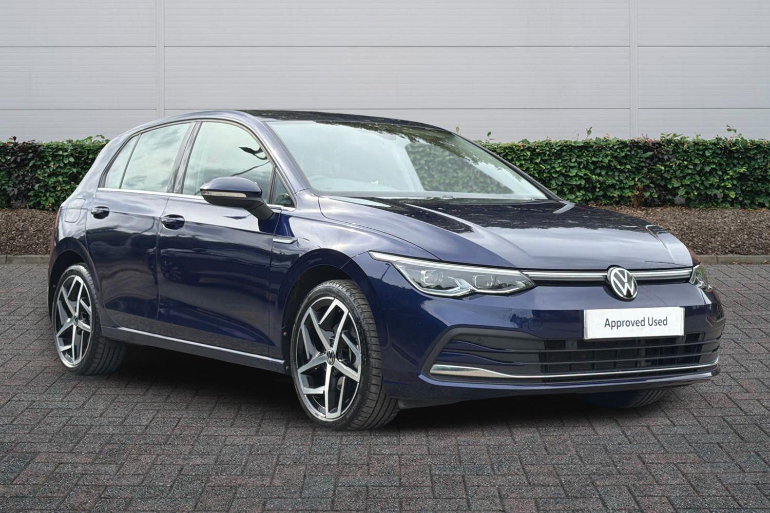 Main listing image - Volkswagen Golf