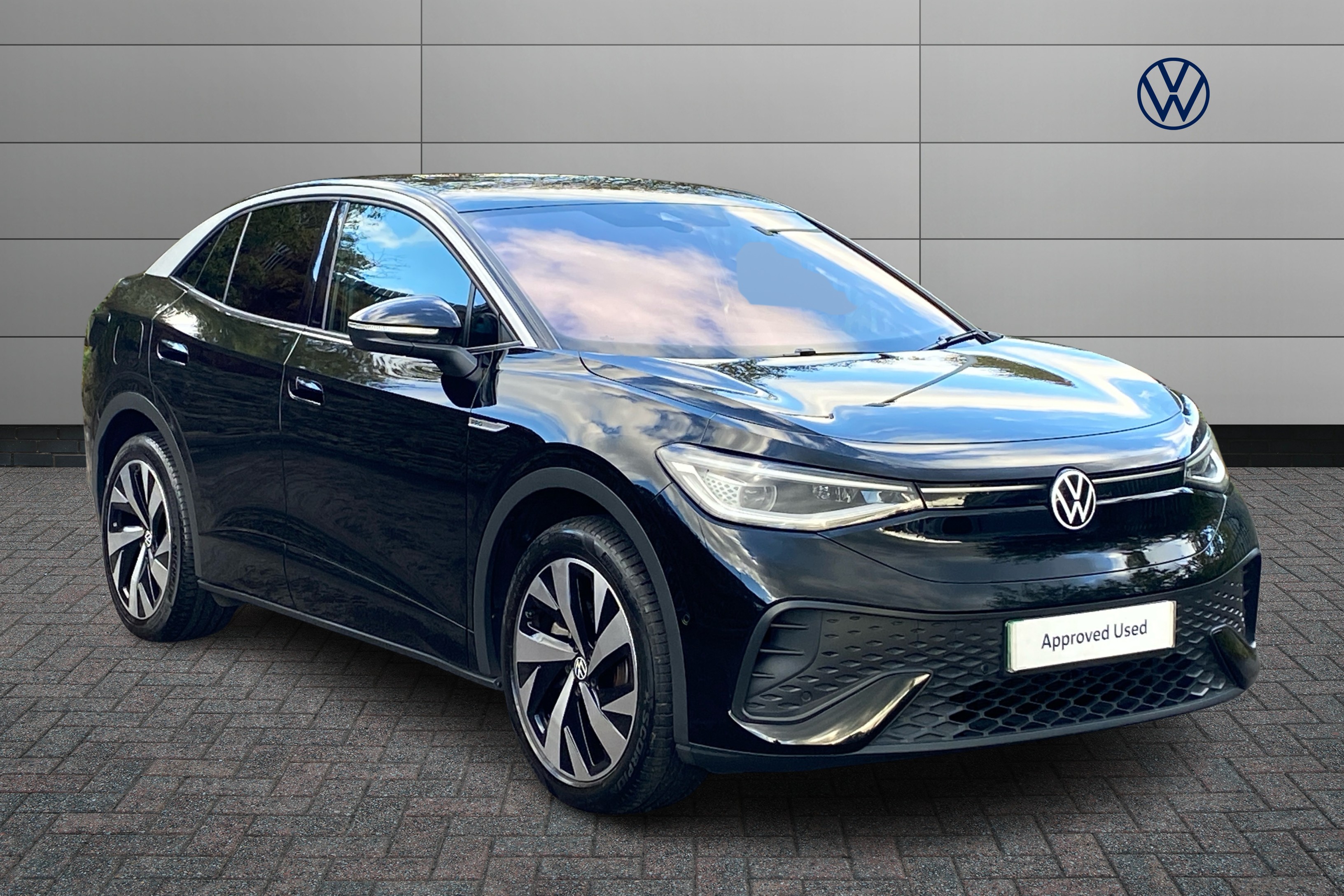 Main listing image - Volkswagen ID.5