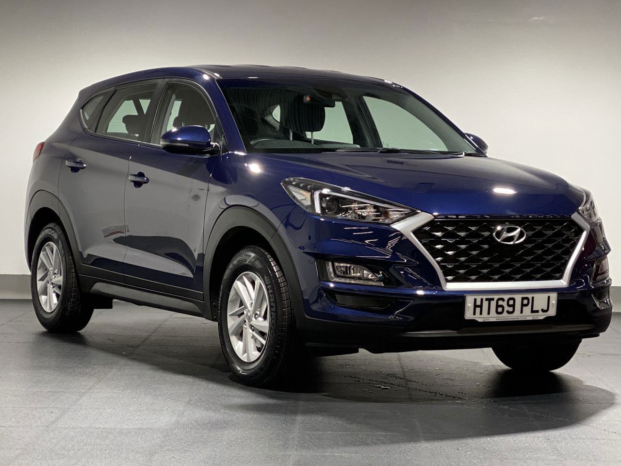 Main listing image - Hyundai Tucson