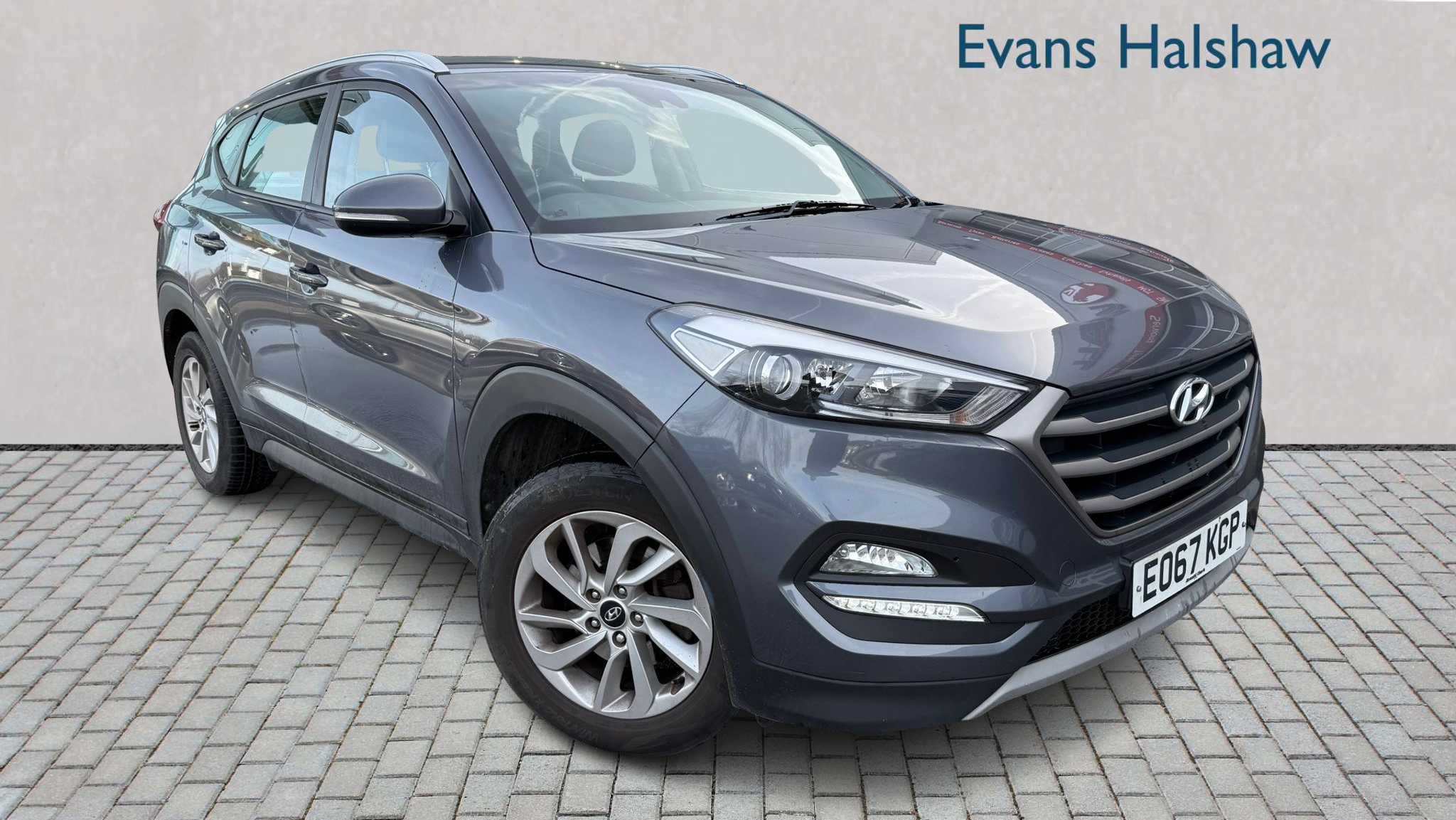 Main listing image - Hyundai Tucson