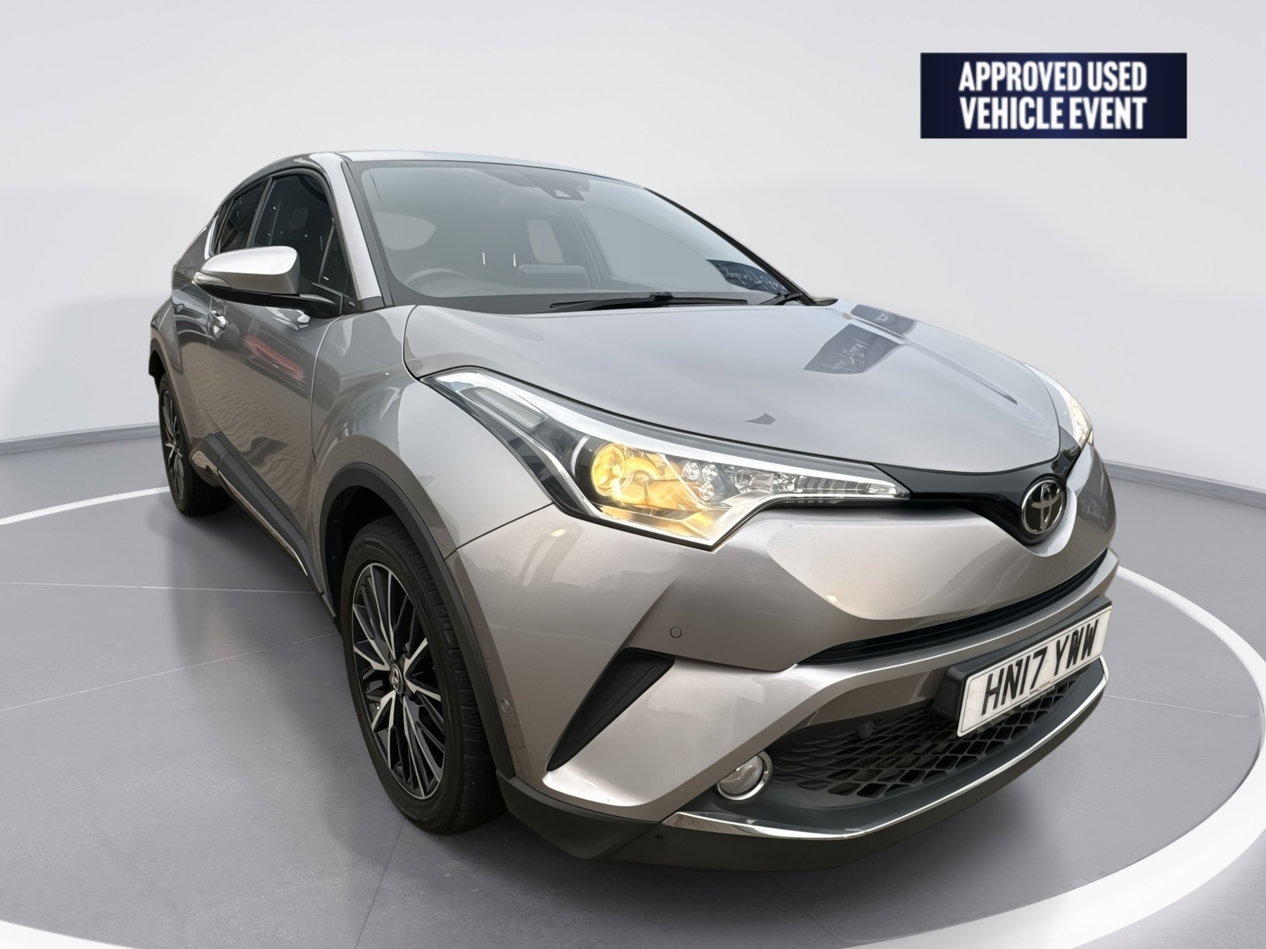 Main listing image - Toyota C-HR