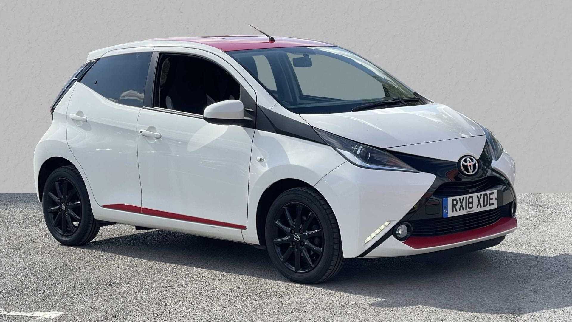 Main listing image - Toyota Aygo