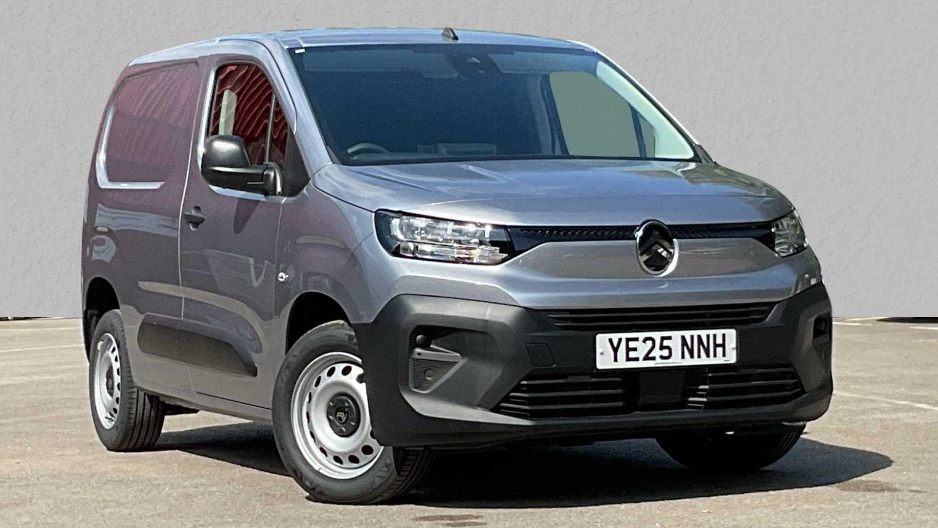 Main listing image - Citroen Berlingo Van