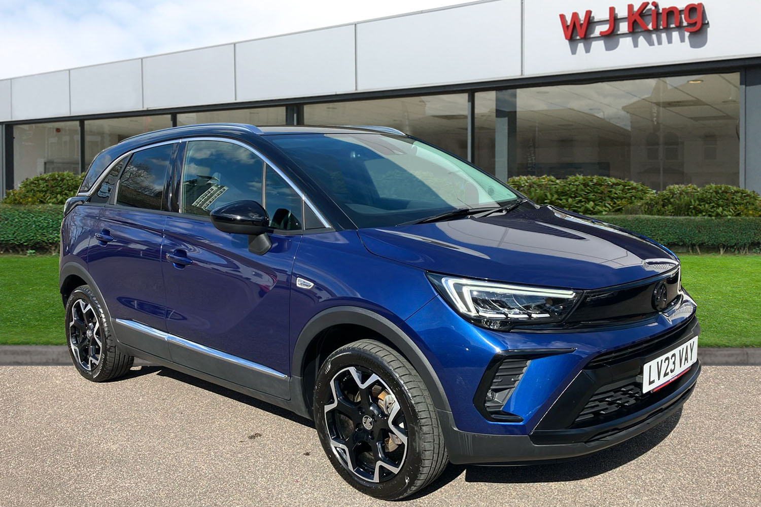 Main listing image - Vauxhall Crossland