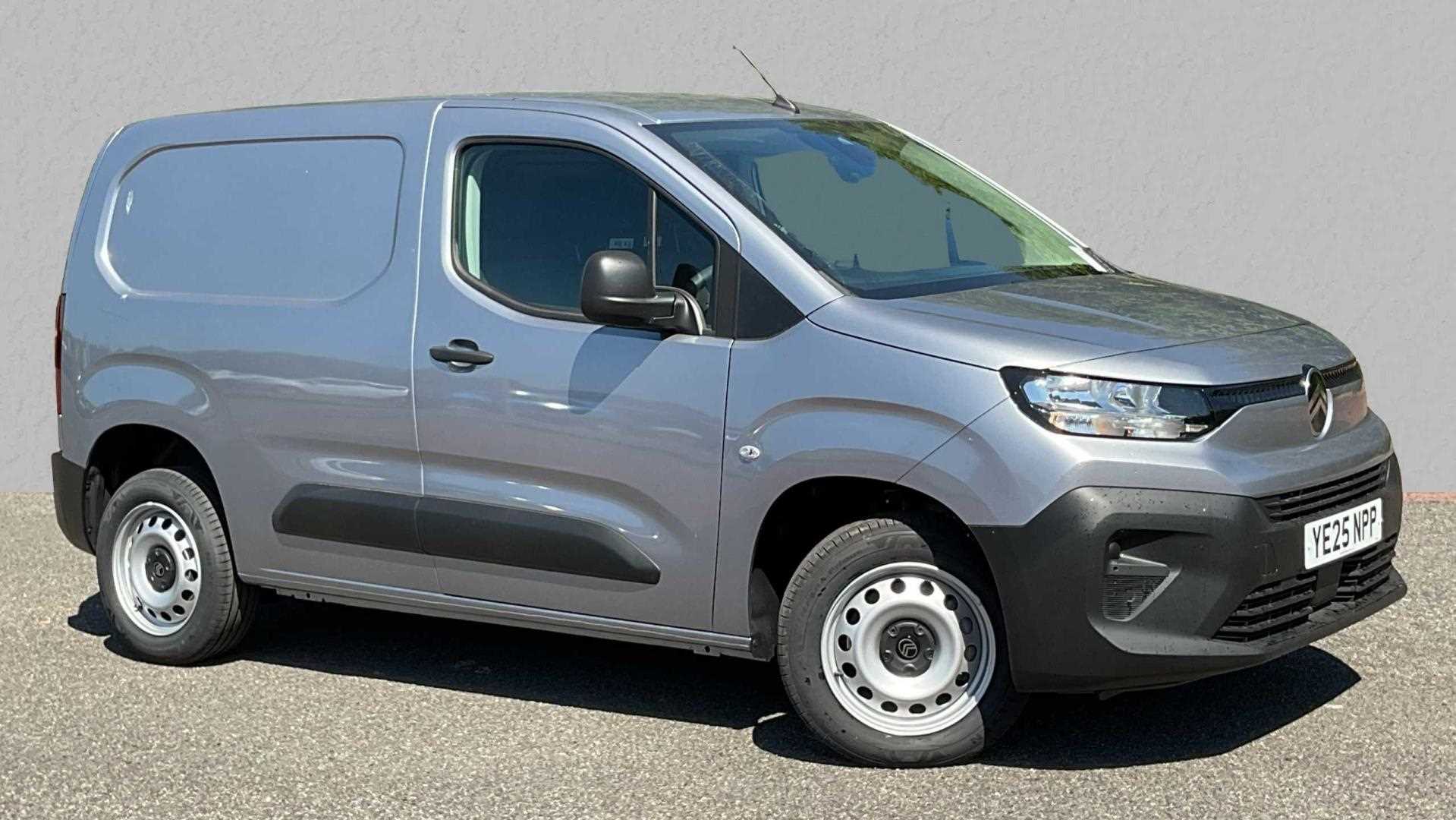 Main listing image - Citroen Berlingo Van