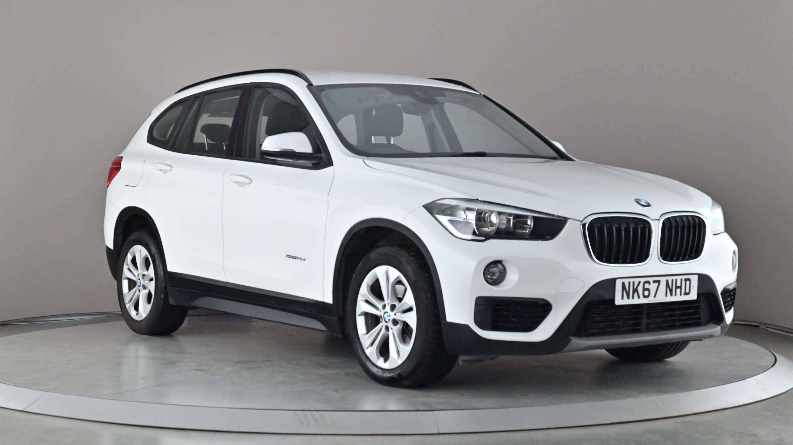 Main listing image - BMW X1