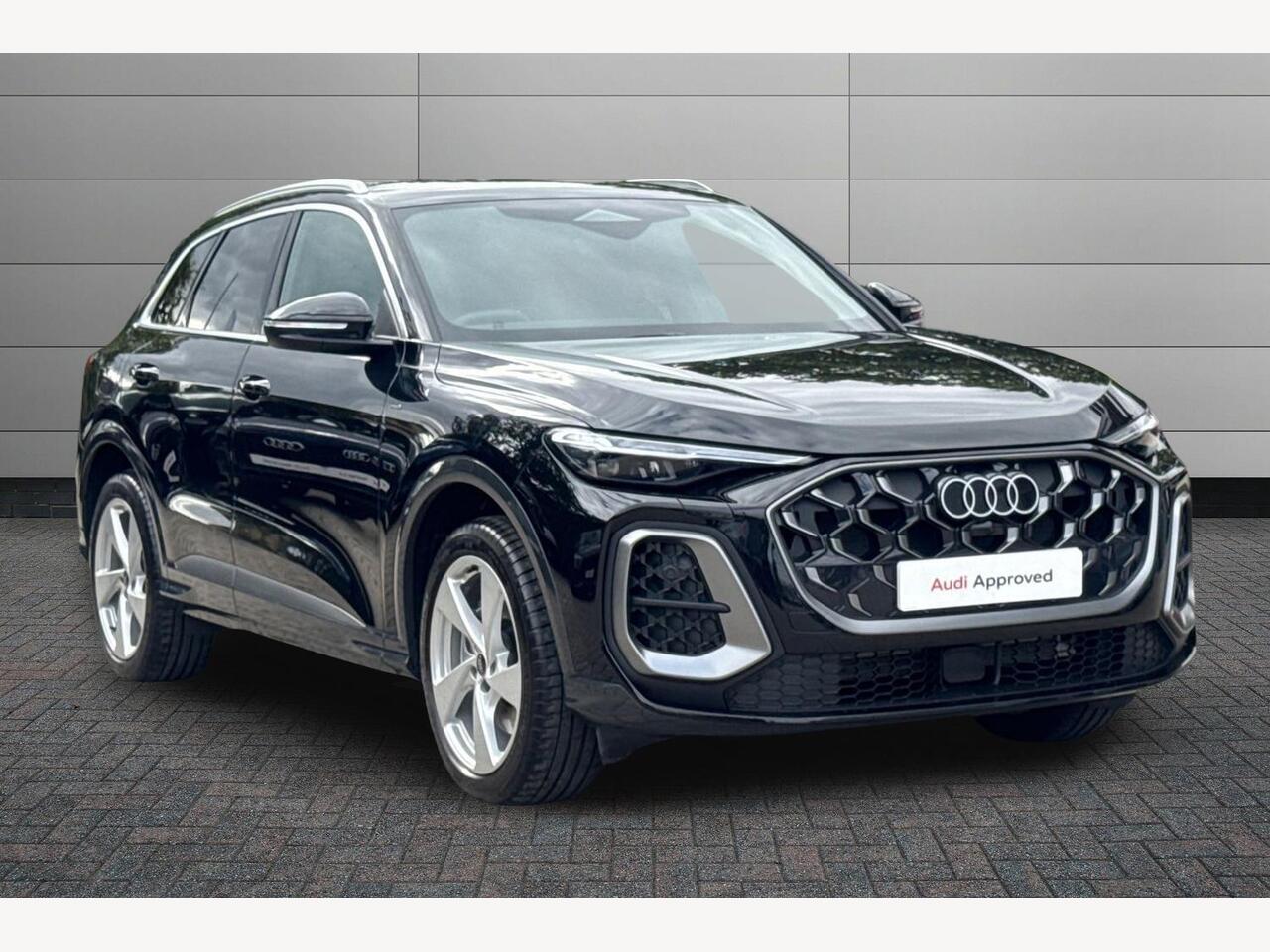 Main listing image - Audi Q5