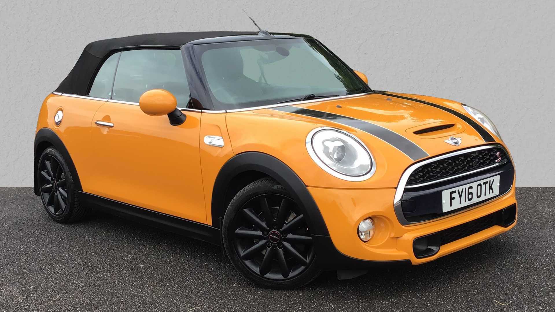 Main listing image - MINI Convertible