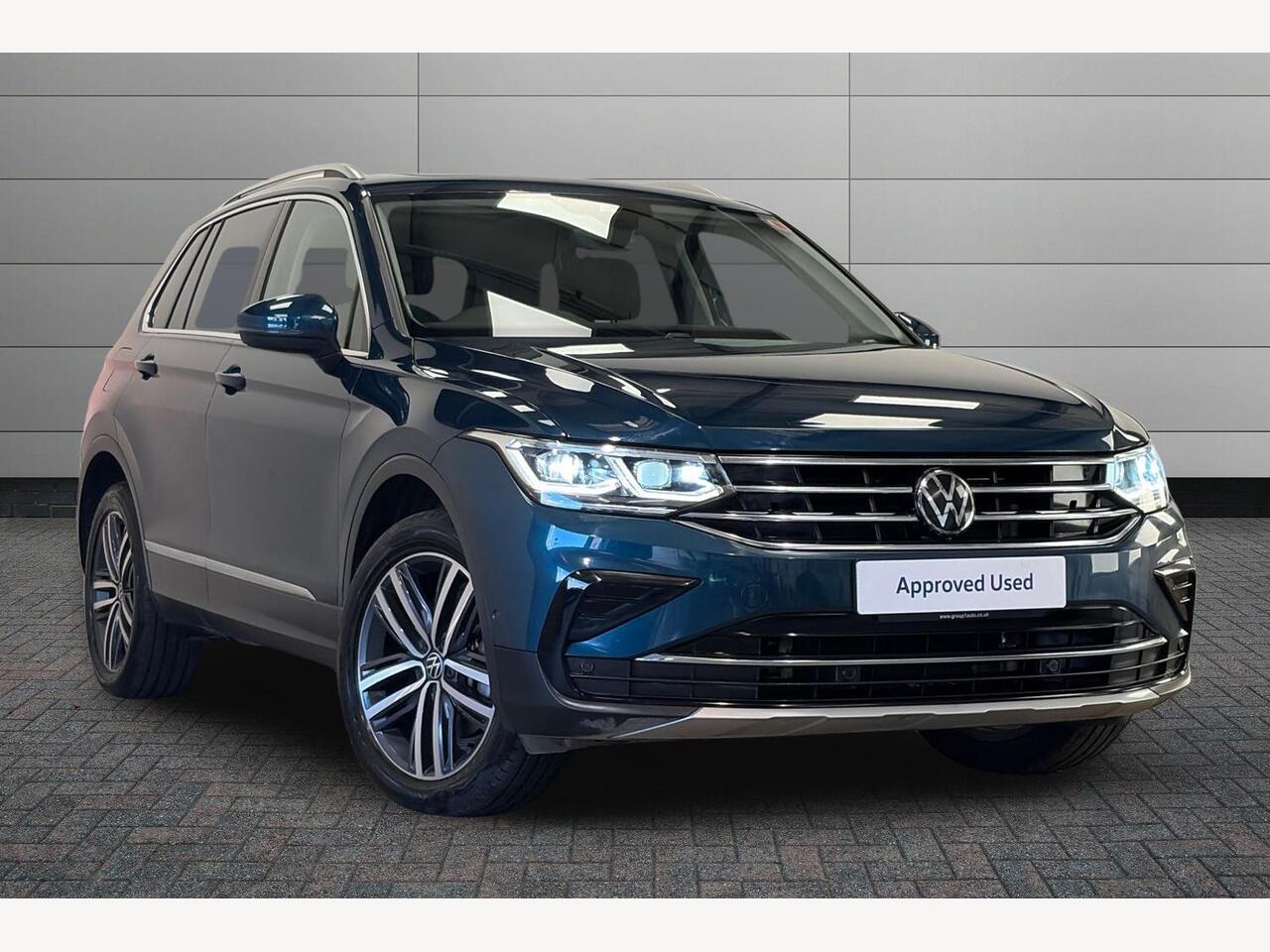 Main listing image - Volkswagen Tiguan