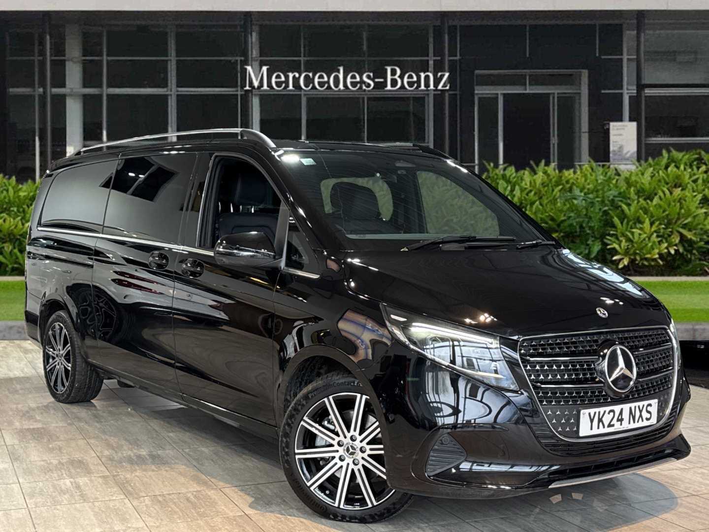 Main listing image - Mercedes-Benz V-Class