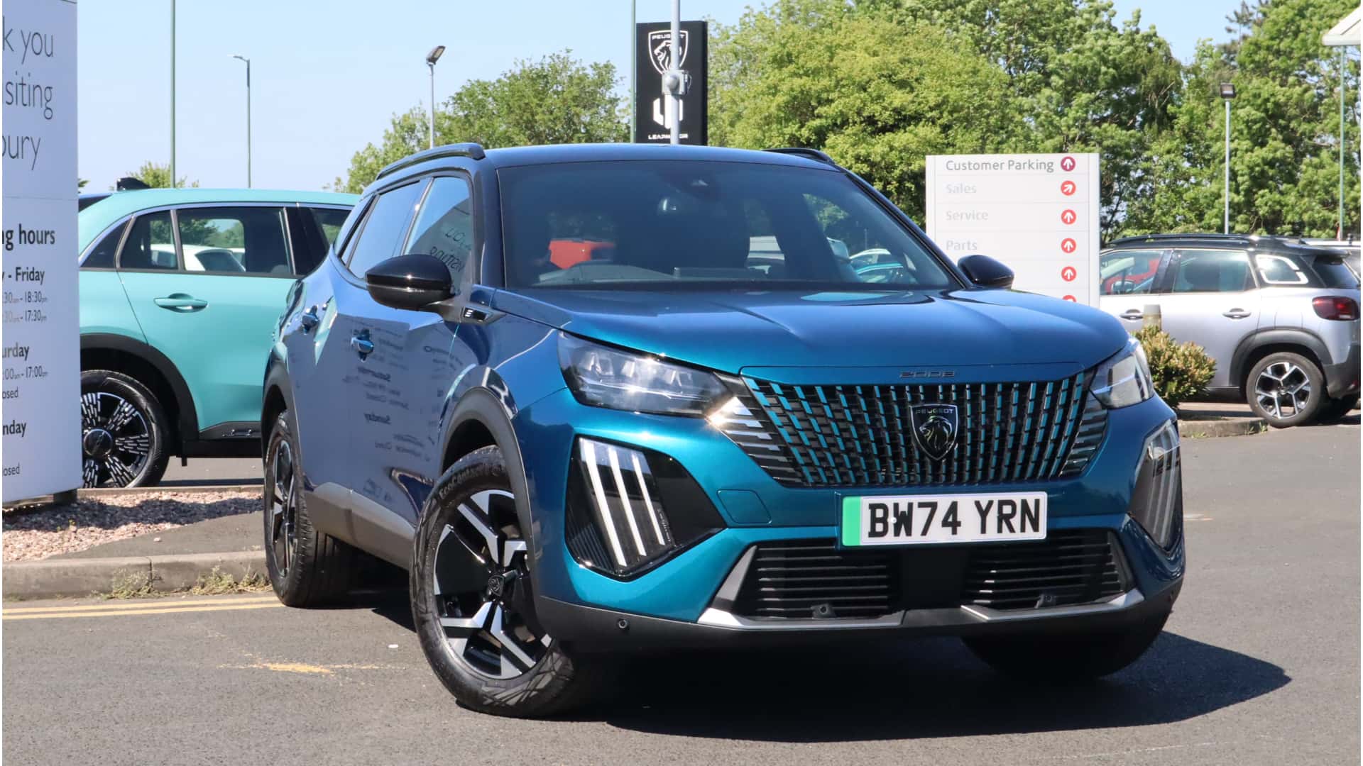 Main listing image - Peugeot e-2008