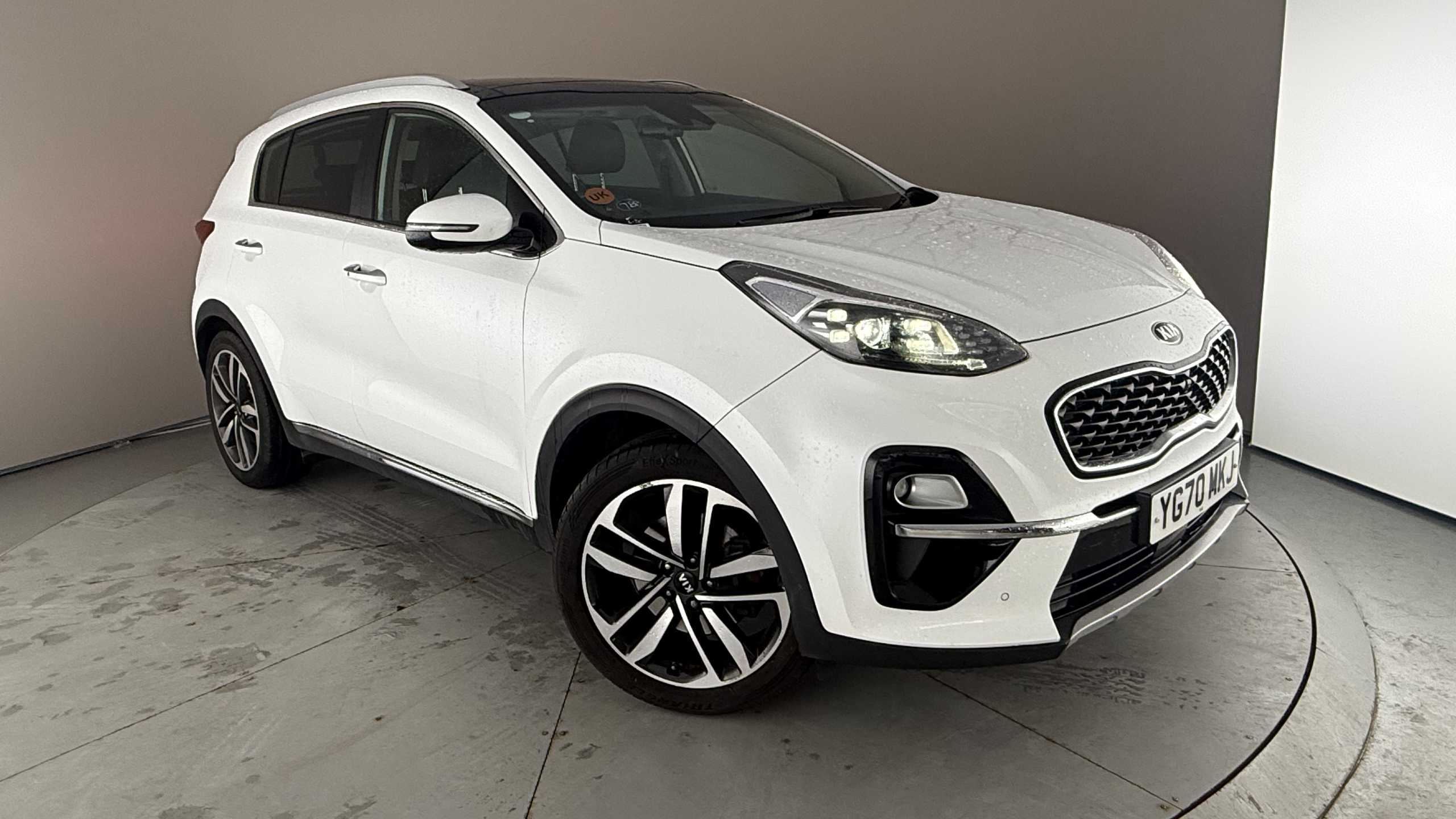 Main listing image - Kia Sportage