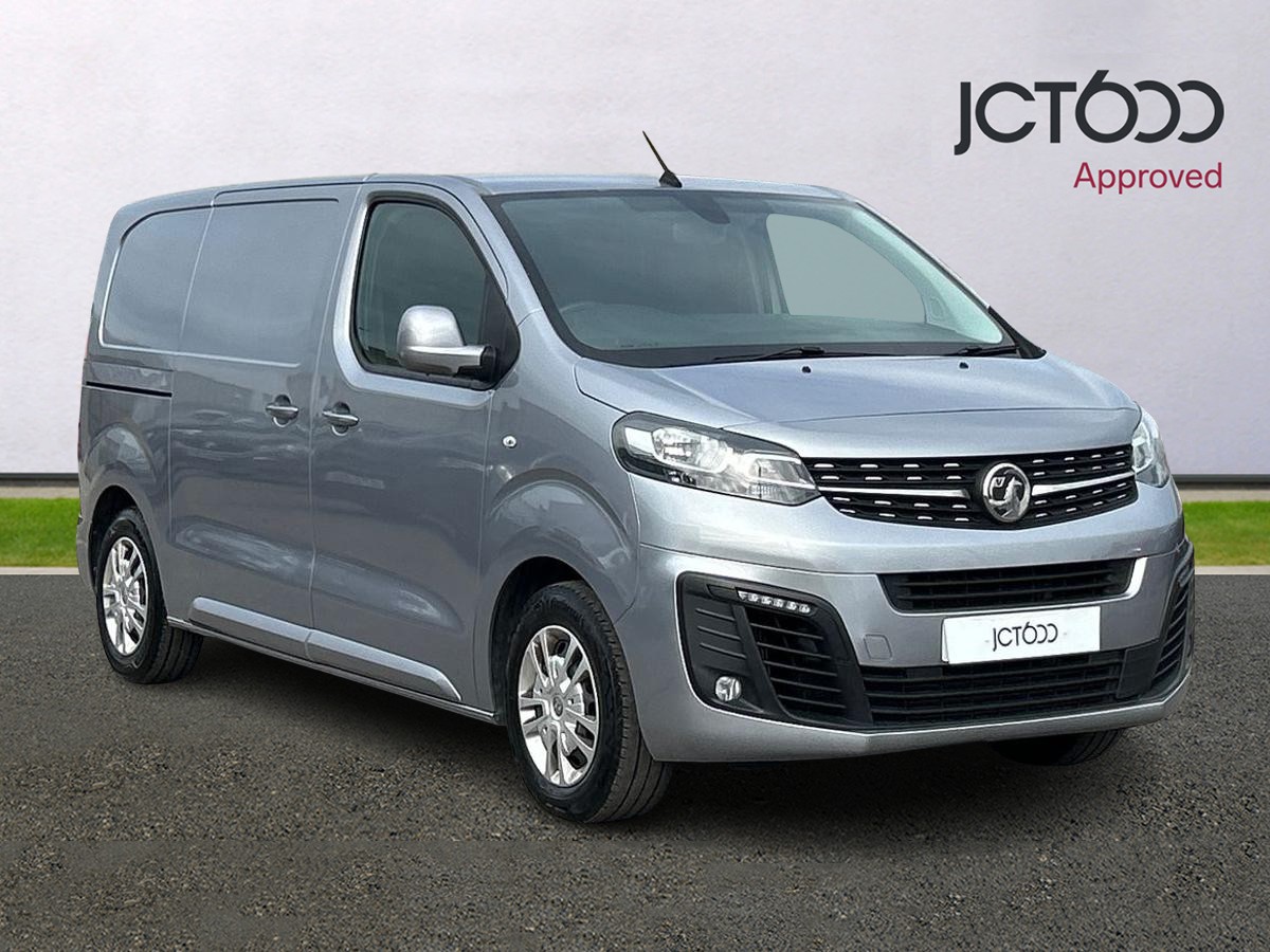 Main listing image - Vauxhall Vivaro