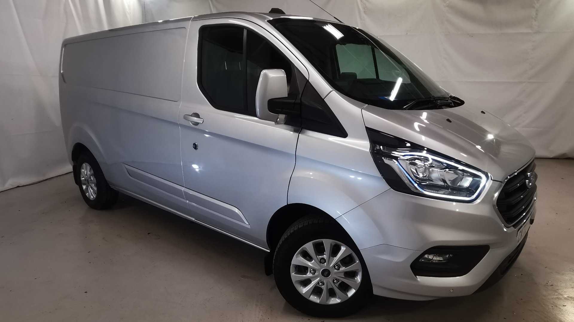 Main listing image - Ford Transit Custom