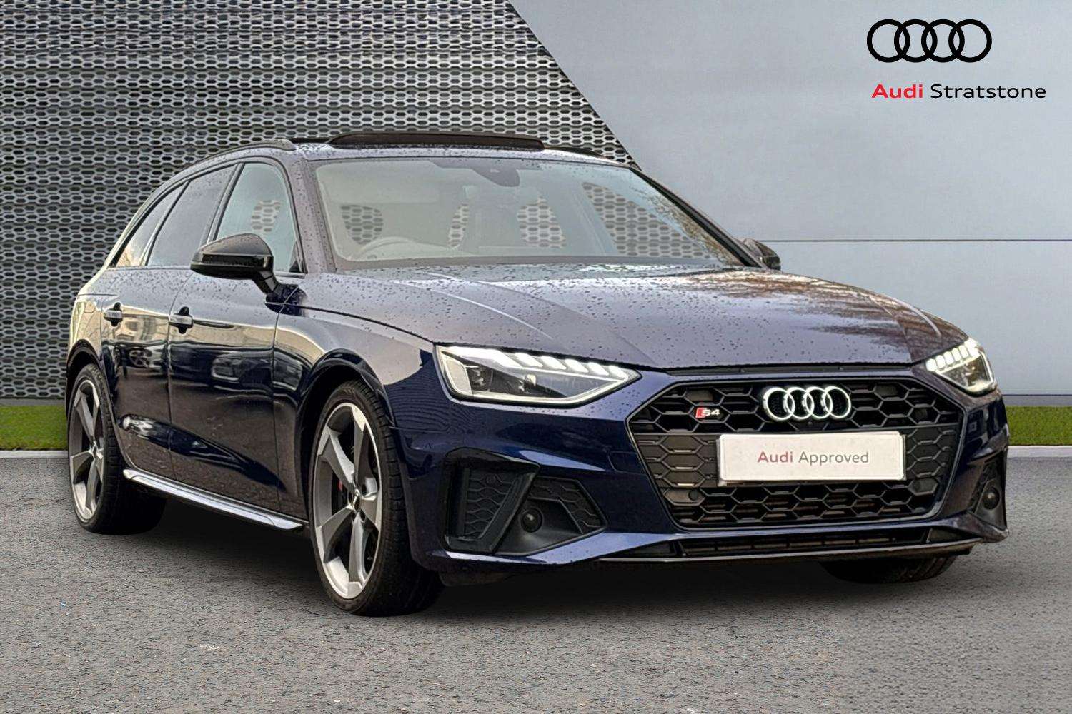 Main listing image - Audi S4