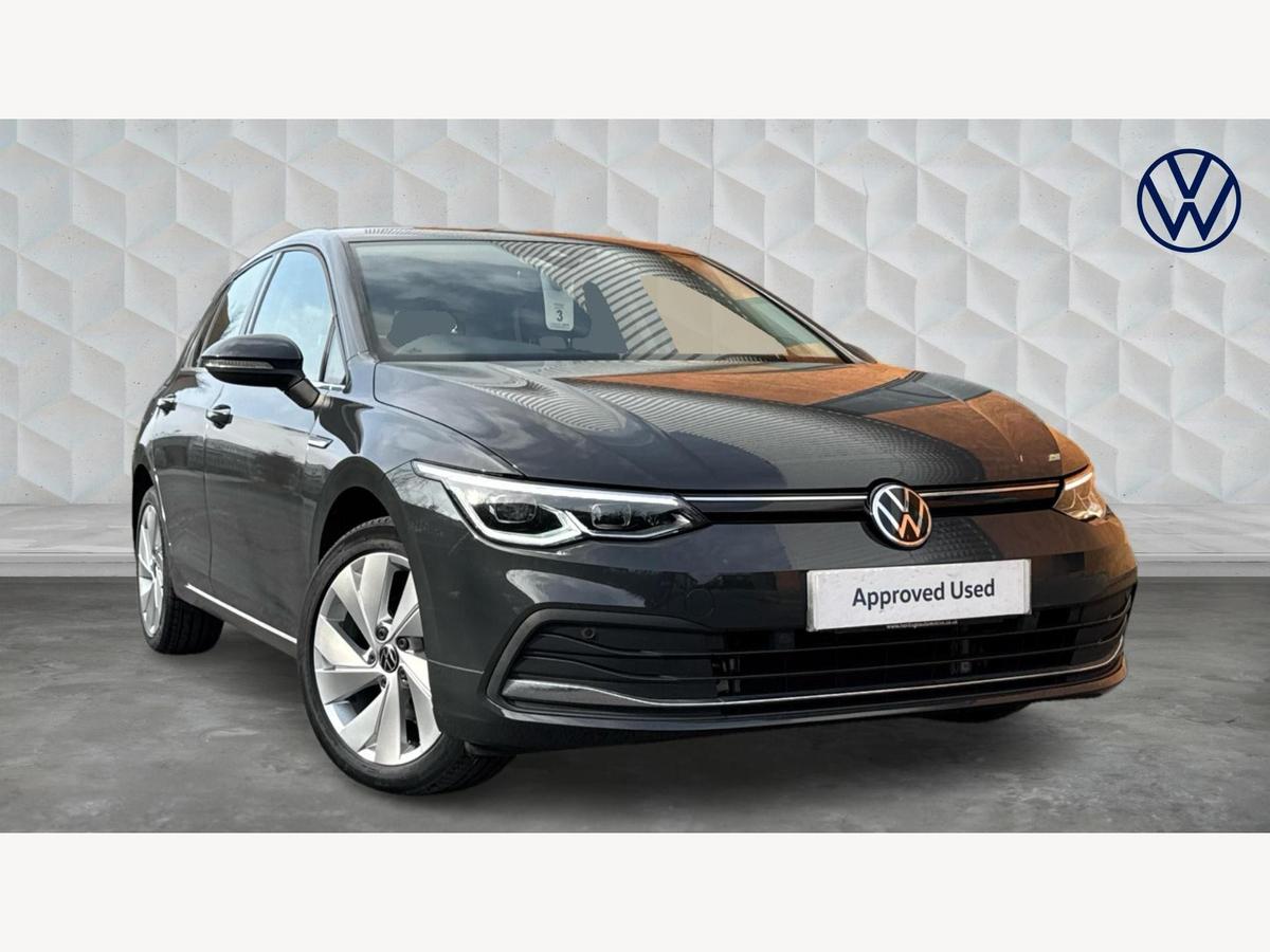 Main listing image - Volkswagen Golf