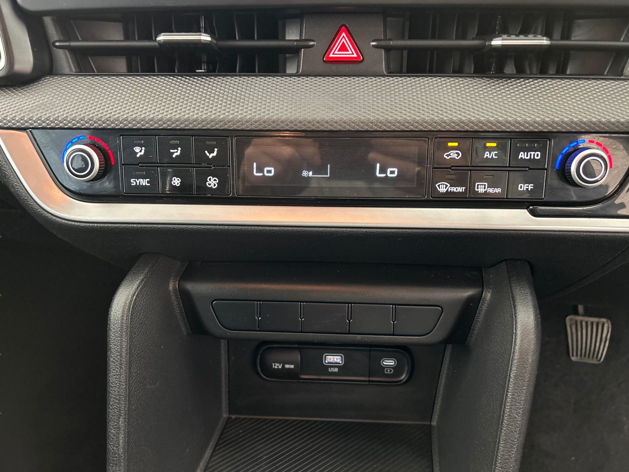Main listing image - Kia Sportage