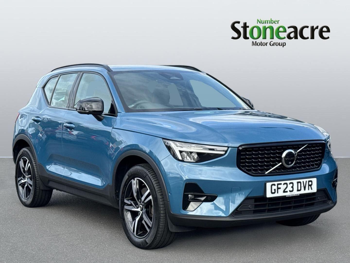 Main listing image - Volvo XC40