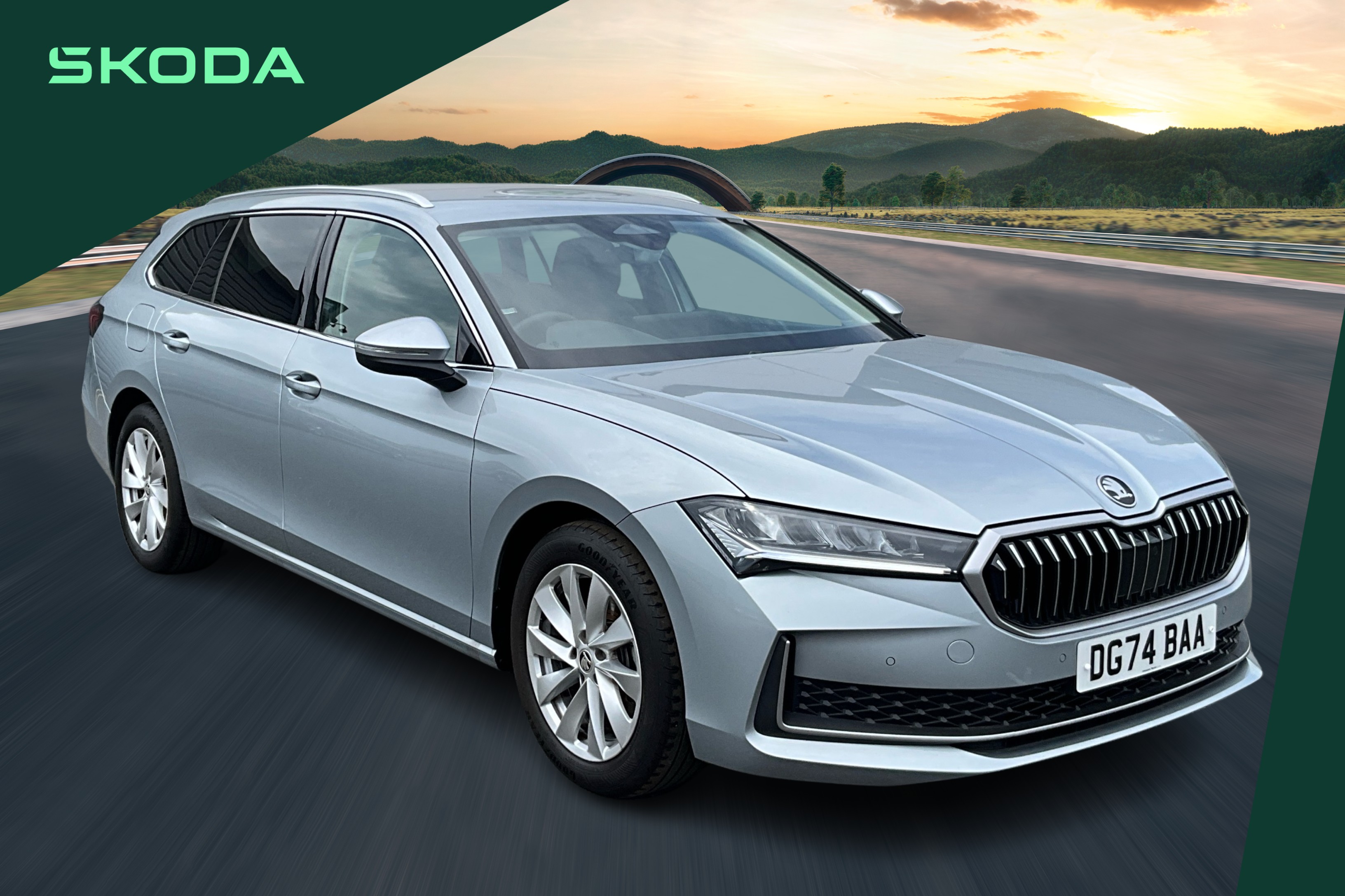 Main listing image - Skoda Superb Estate