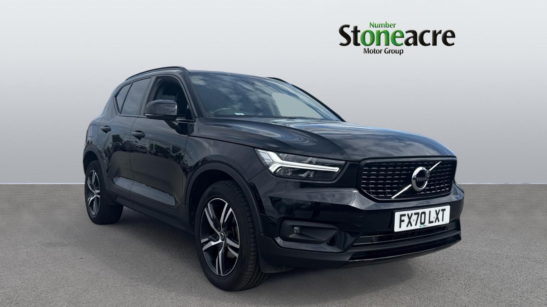 Main listing image - Volvo XC40