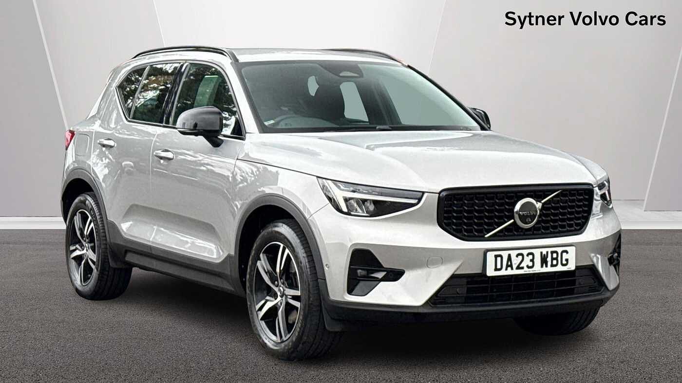Main listing image - Volvo XC40