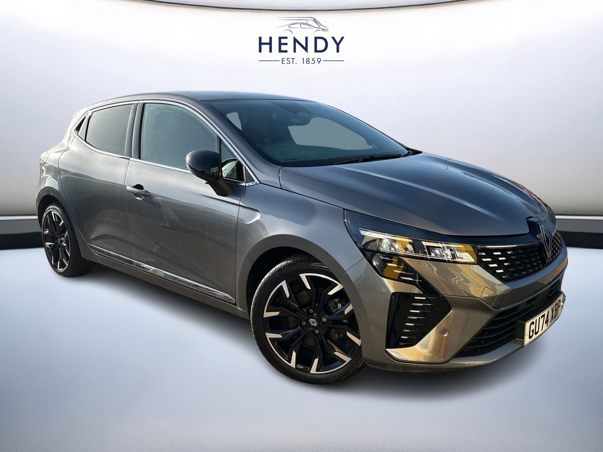 Main listing image - Renault Clio