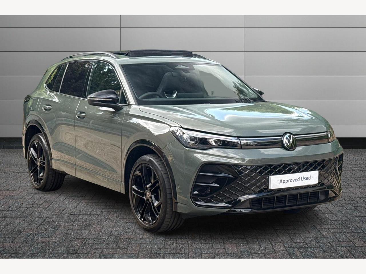 Main listing image - Volkswagen Tiguan