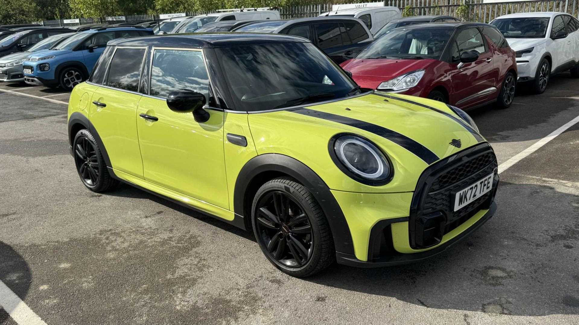 Main listing image - MINI Hatchback 5dr