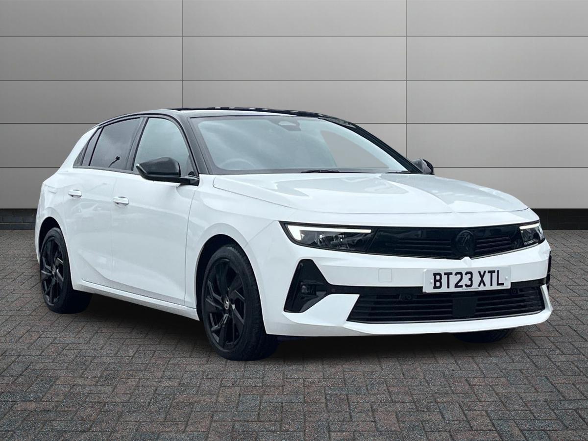 Main listing image - Vauxhall Astra