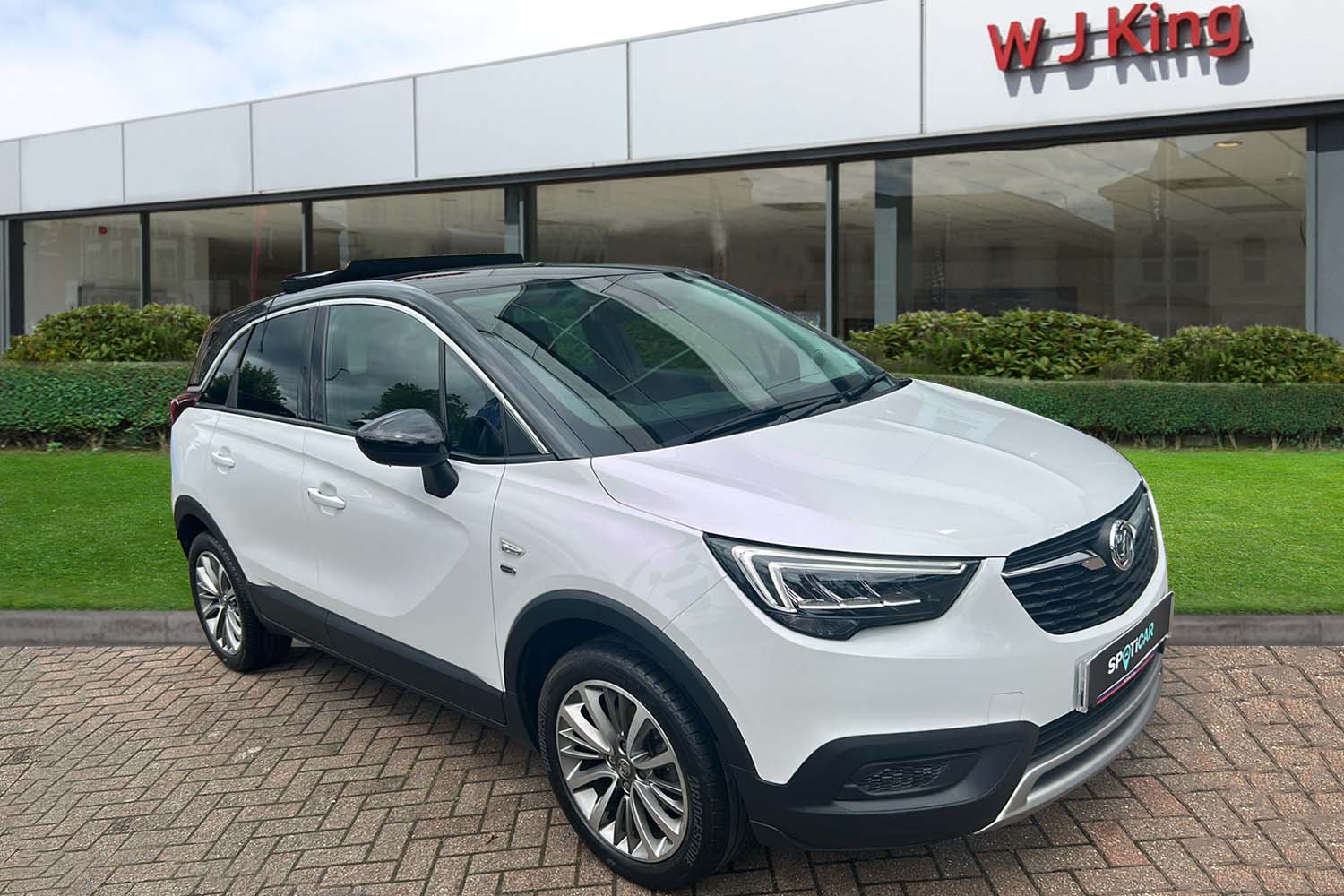 Main listing image - Vauxhall Crossland X