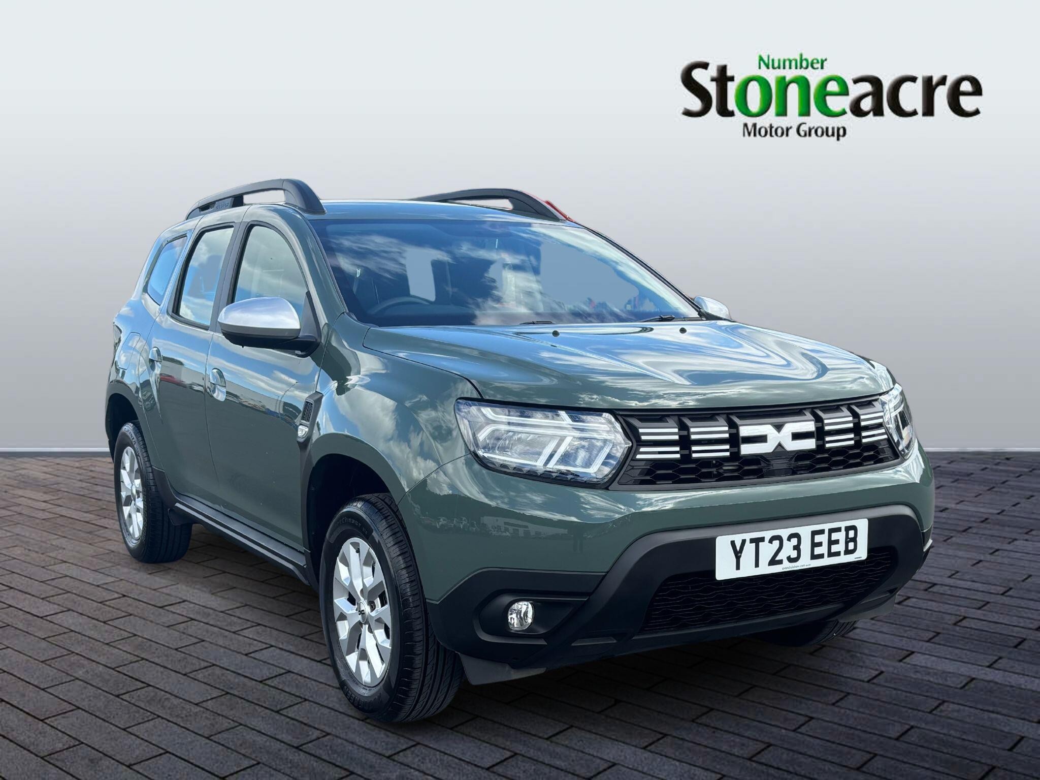 Main listing image - Dacia Duster