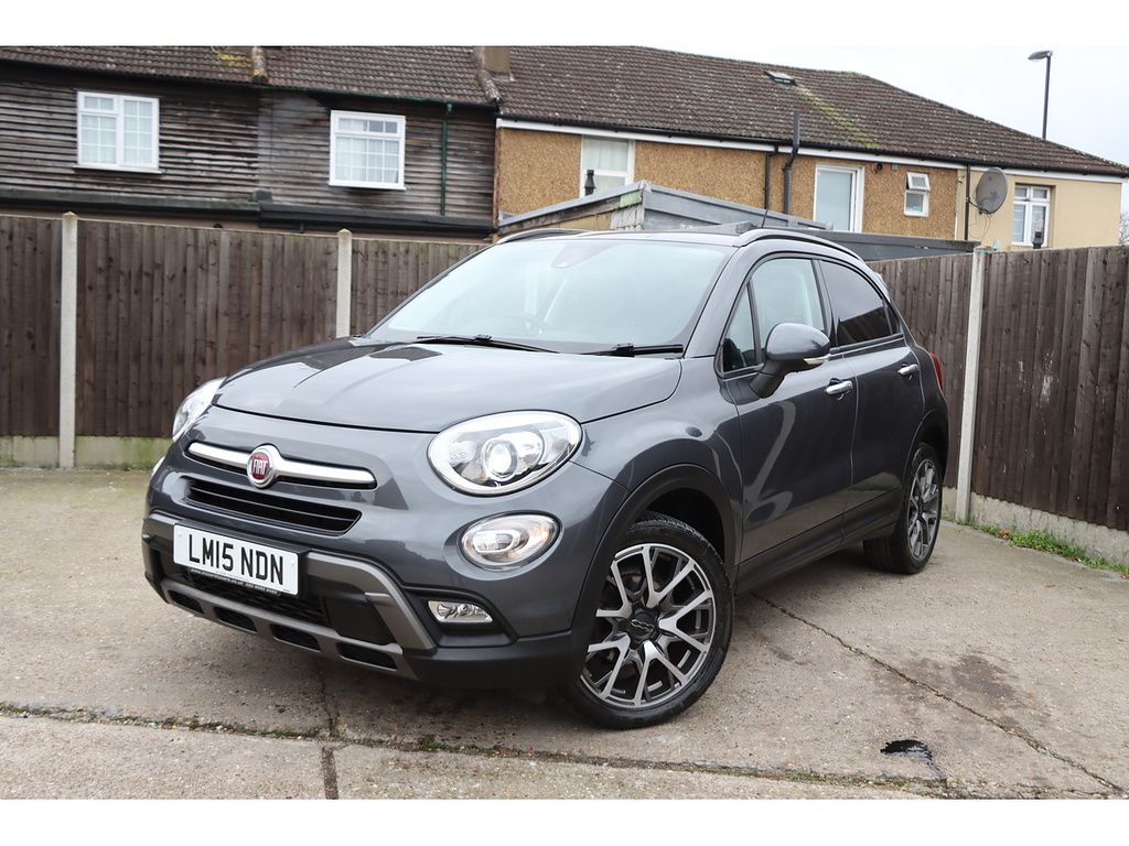 Main listing image - Fiat 500X