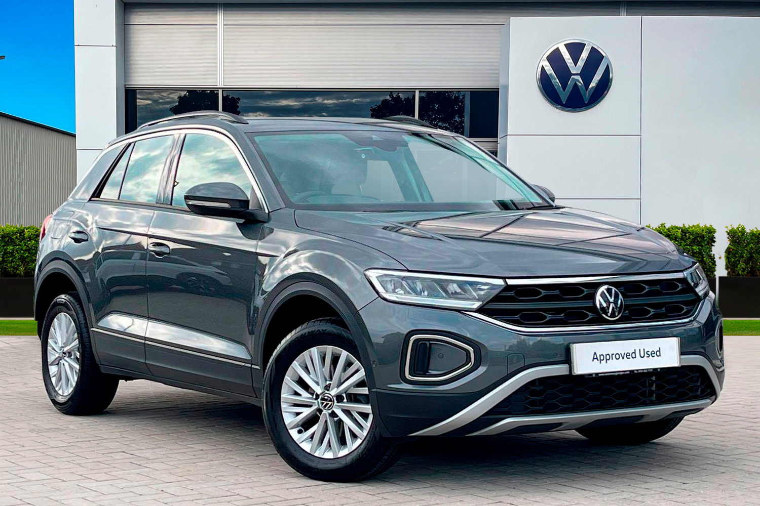 Main listing image - Volkswagen T-Roc