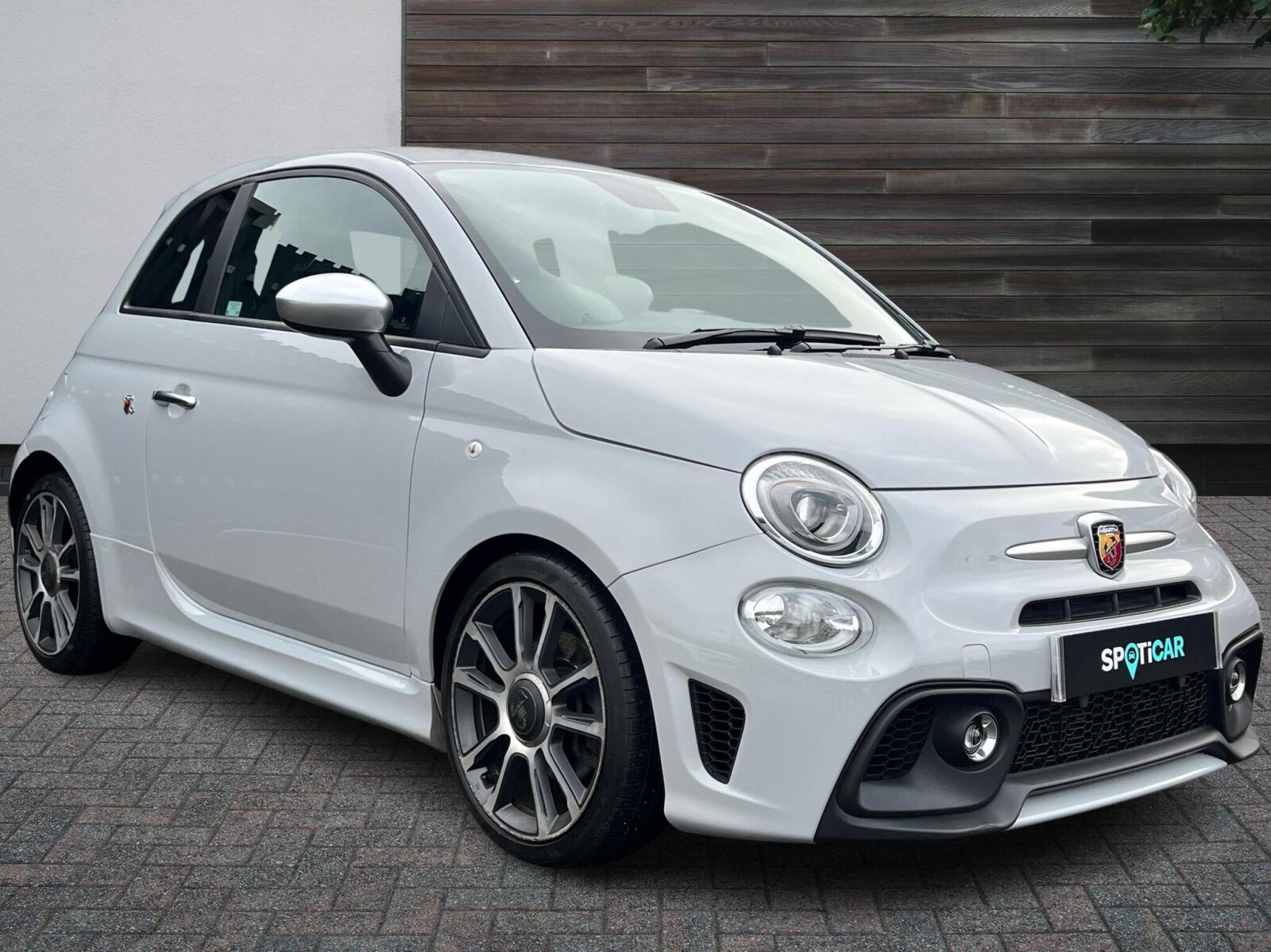 Main listing image - Abarth 595