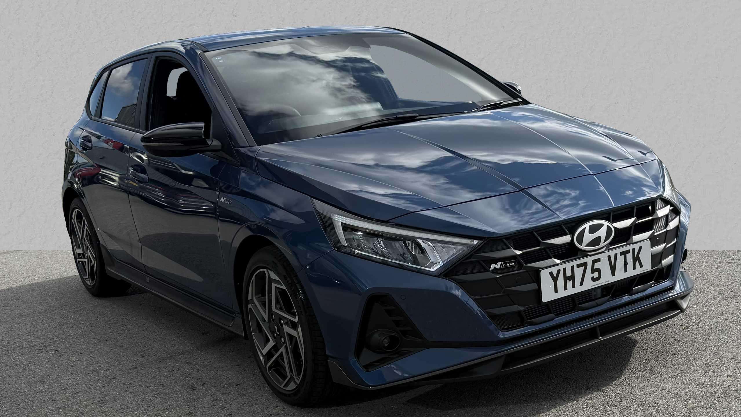 Main listing image - Hyundai i20