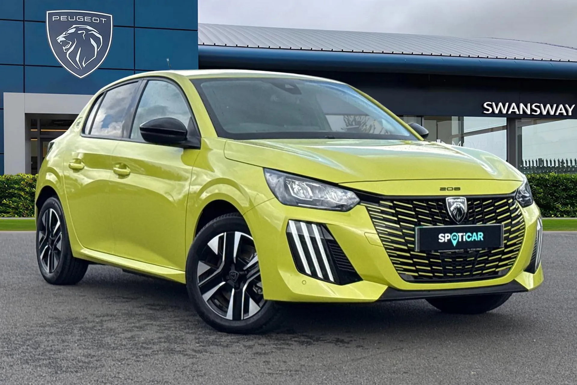 Main listing image - Peugeot e-208