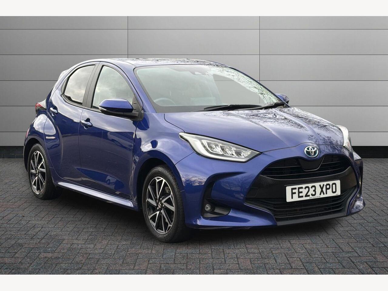 Main listing image - Toyota Yaris