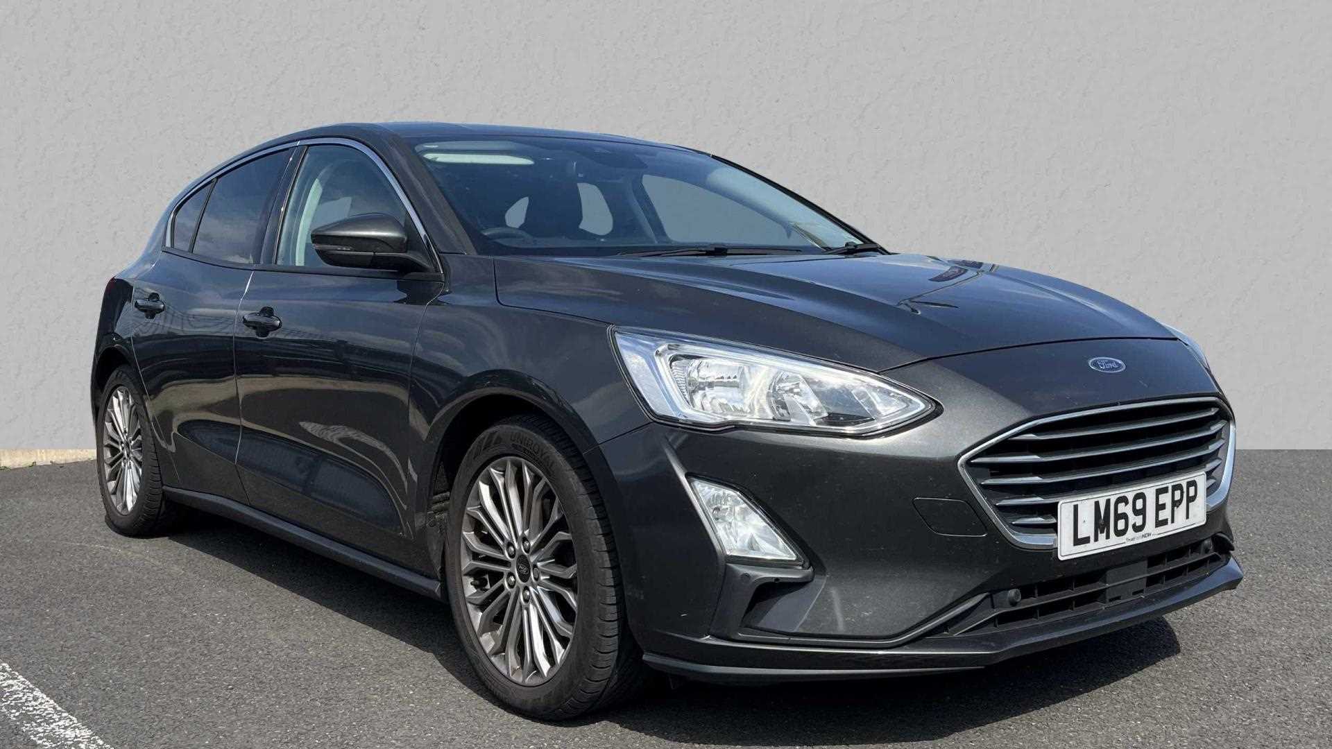 Main listing image - Ford Focus