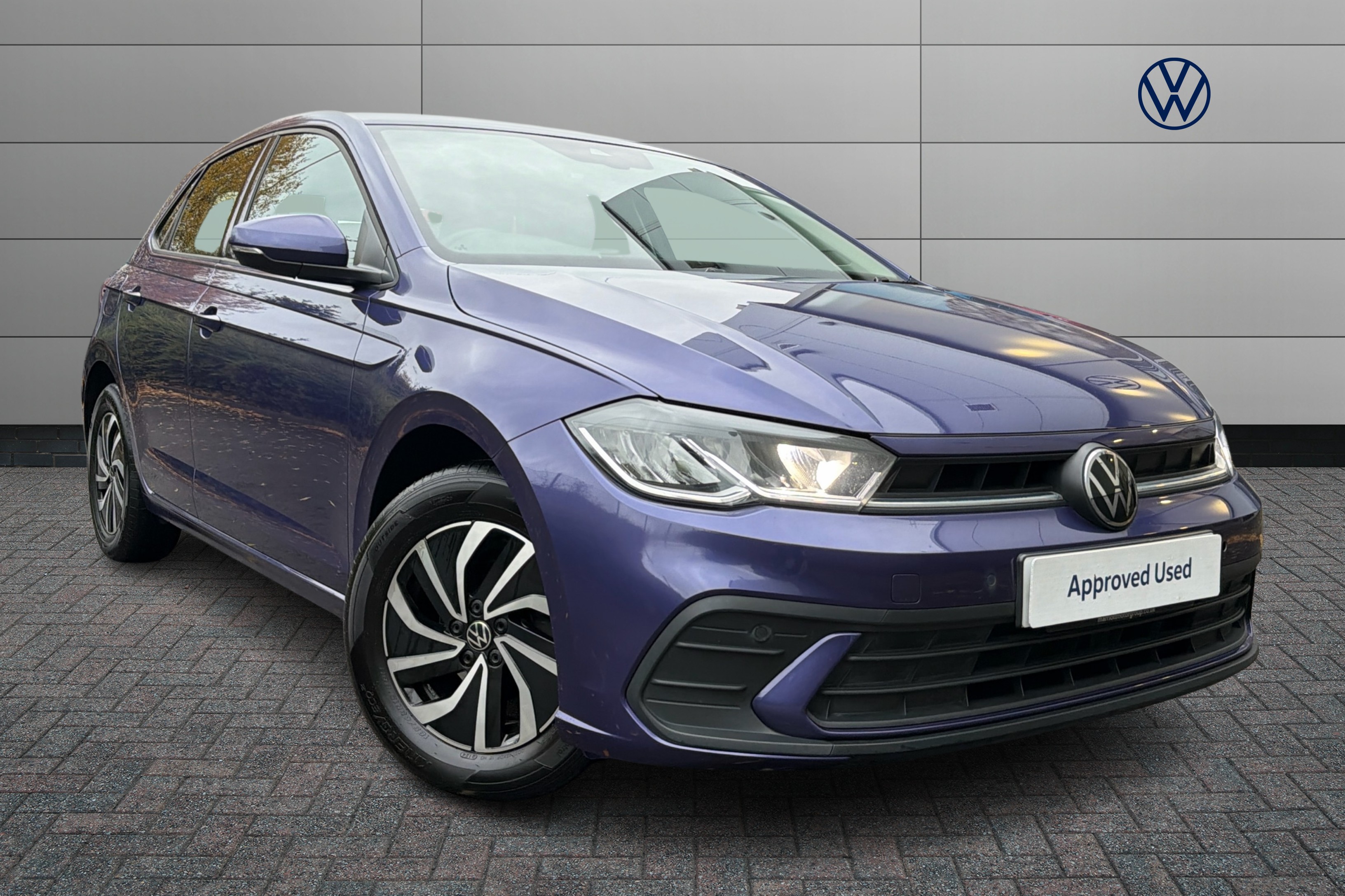 Main listing image - Volkswagen Polo