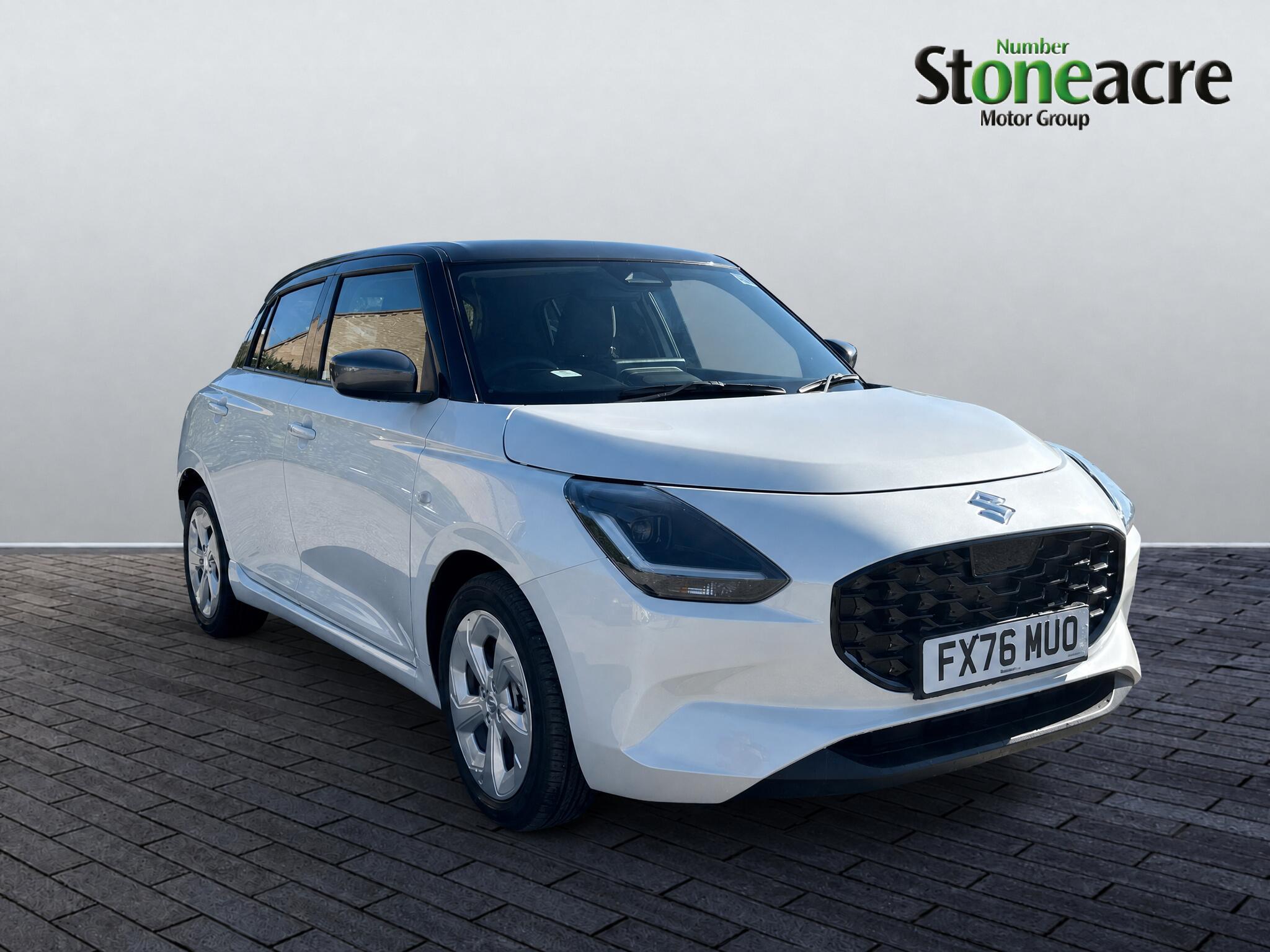 Main listing image - Suzuki Swift