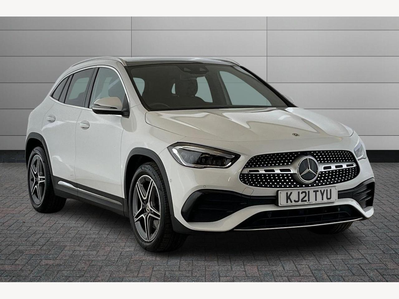 Main listing image - Mercedes-Benz GLA